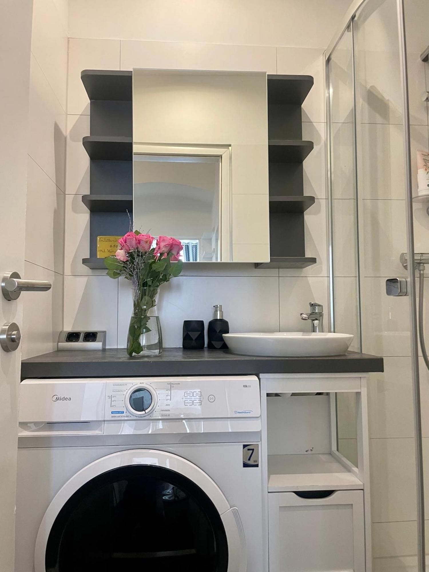 Your Home In Vienna Self Check In Ngoại thất bức ảnh